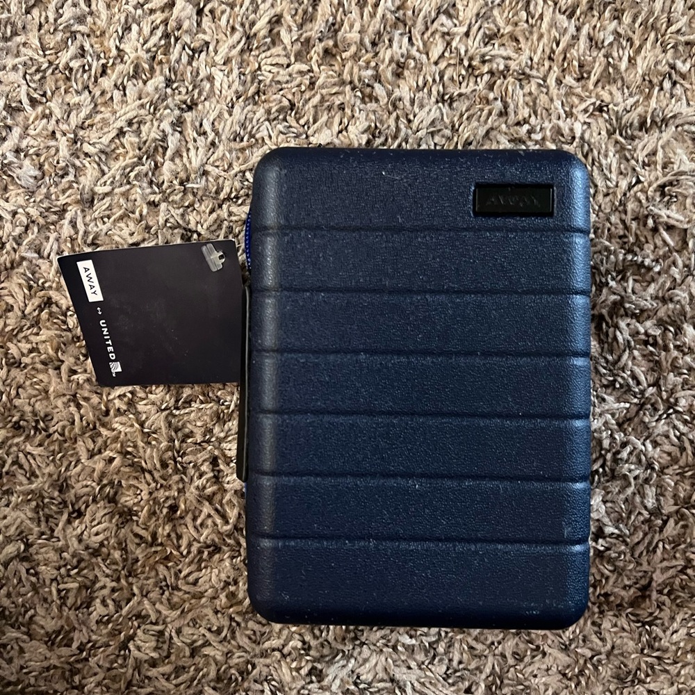 Away x United Airlines Mini Luggage Hard Shell Amenity Kit